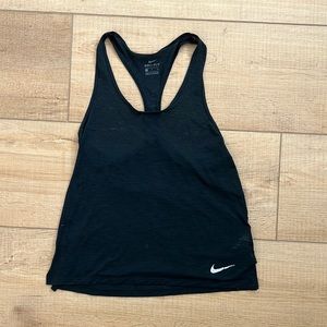 Nike dri fit sheer top size small used price reflects